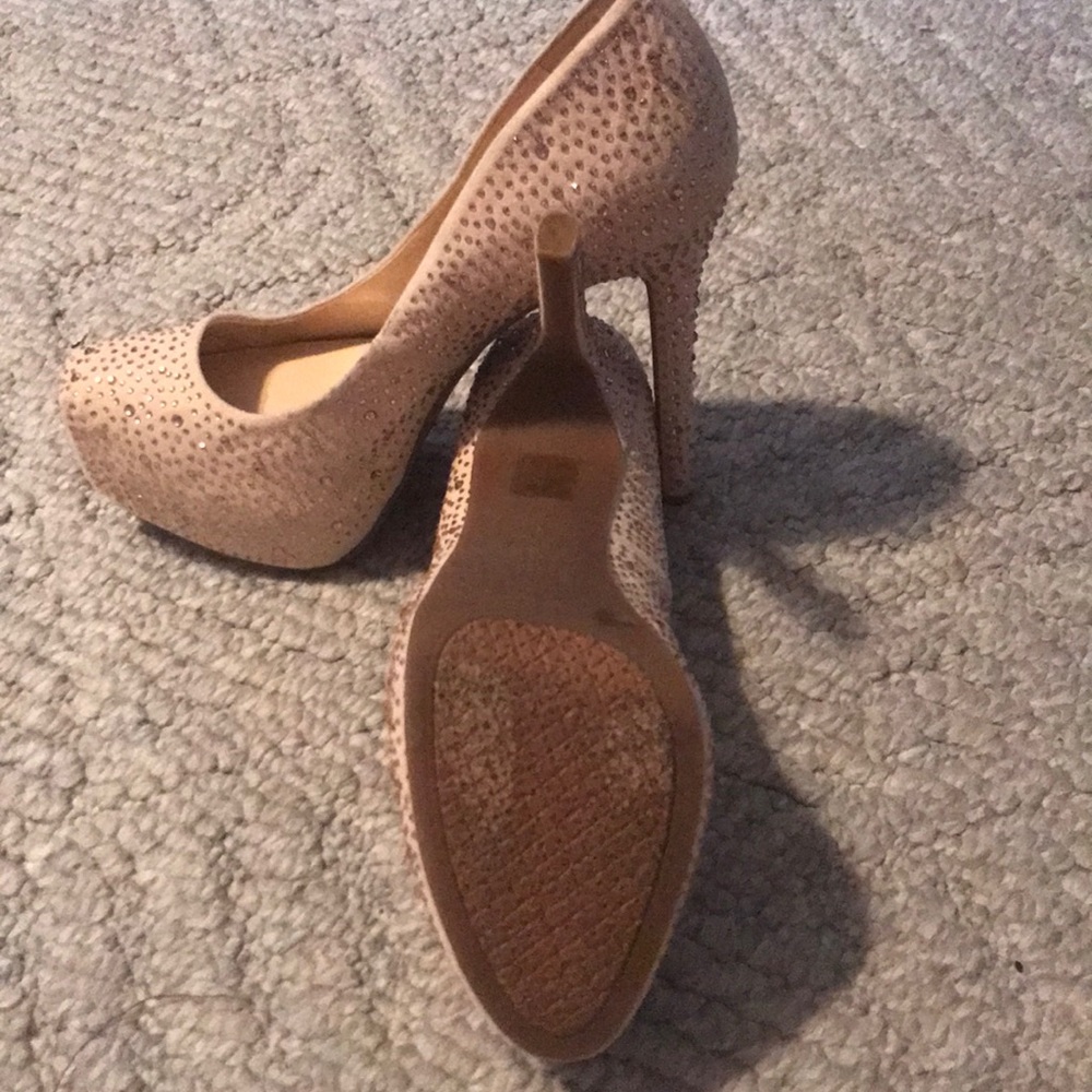 Jessica Simpson Pumps - Picture 3 of 3
